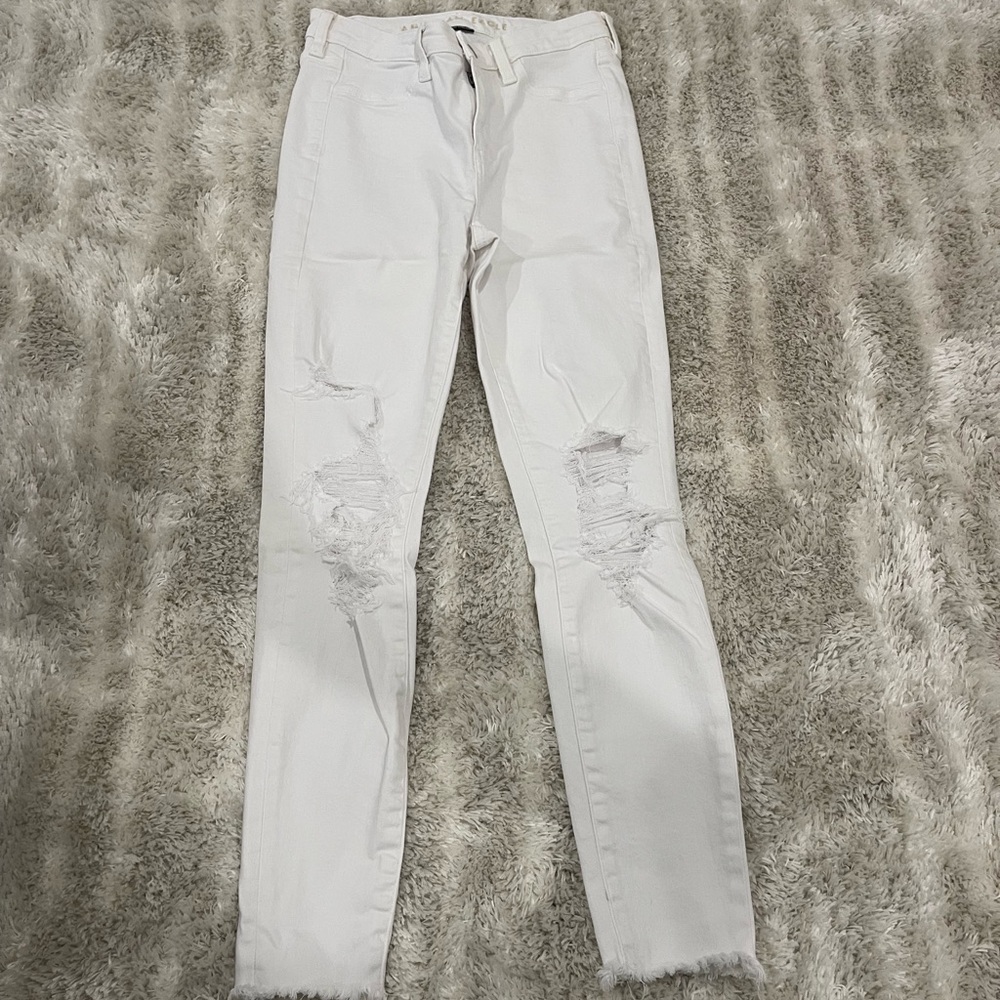 American Eagle Outfitters White Distressed Skinny Jeans